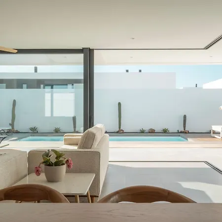 Villa Verdealto - Design With Heated Pool In Fuerteventura *